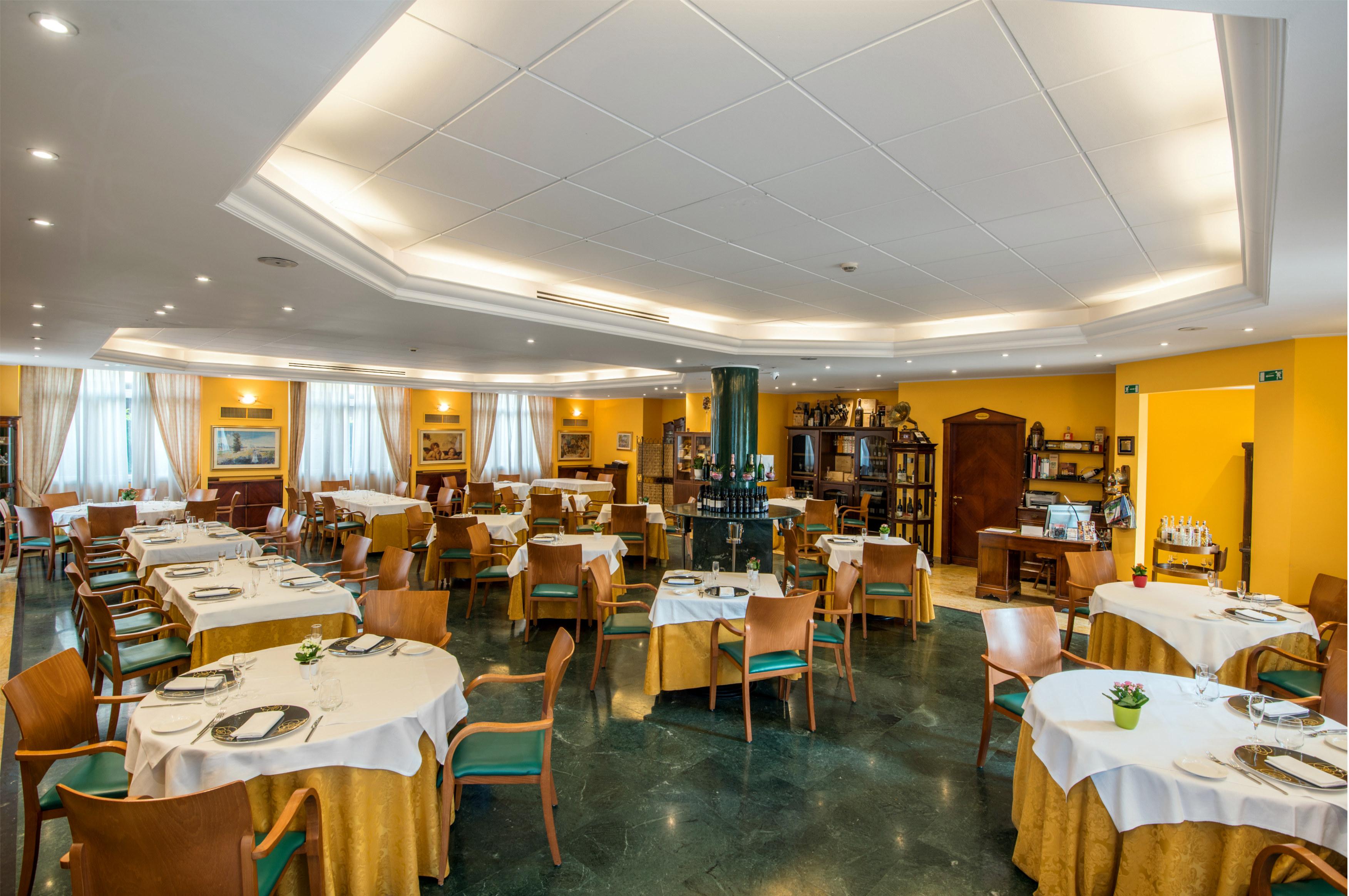 As Hotel Dei Giovi Cesano Maderno Restaurant foto